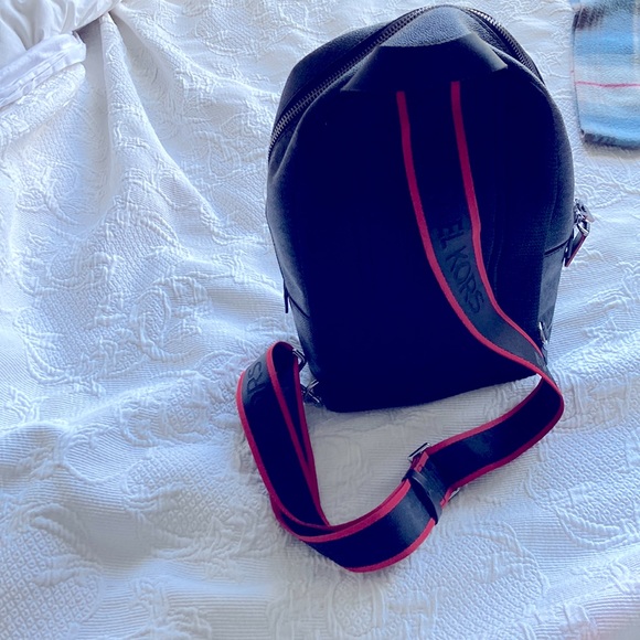 Michael Kors (barely used) - Picture 3 of 3